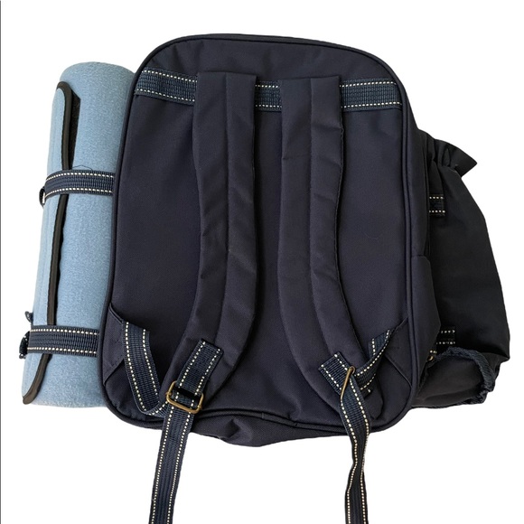 HSN Red Envelope Picnic Cooler Backpack Original $130 BRAND NEW!! Navy Blue - Picture 3 of 9